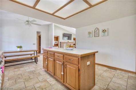 2420 Auberry Drive Akron OH 44312