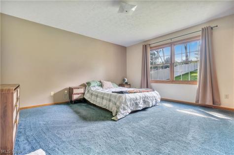 2420 Auberry Drive Akron OH 44312