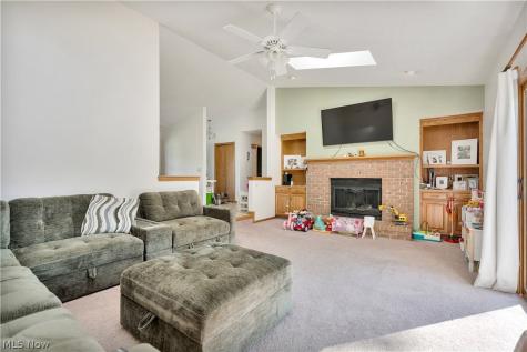2420 Auberry Drive Akron OH 44312