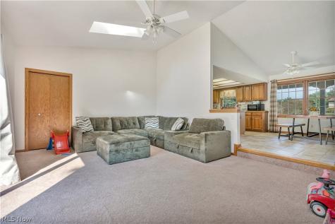 2420 Auberry Drive Akron OH 44312