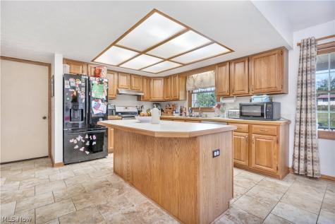 2420 Auberry Drive Akron OH 44312