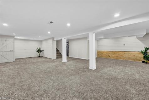 475 Munroe Falls Road Tallmadge OH 44278