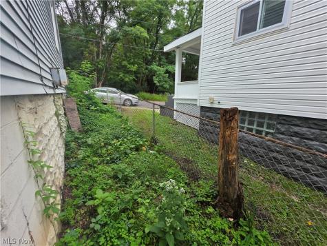 384 Turner Street Akron OH 44304