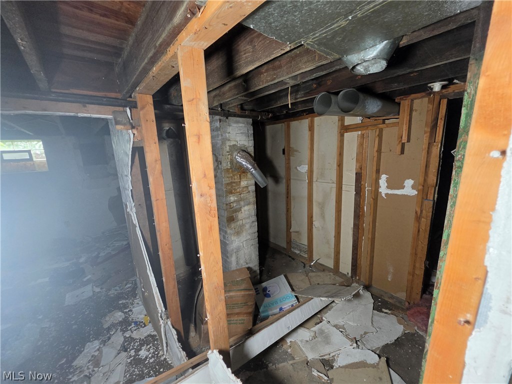 384 Turner Street Akron OH 44304