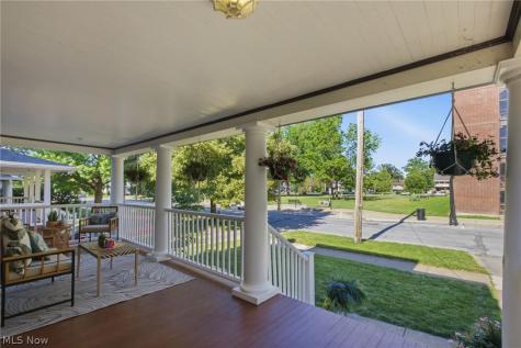 1348 Saint Charles Avenue Lakewood OH 44107