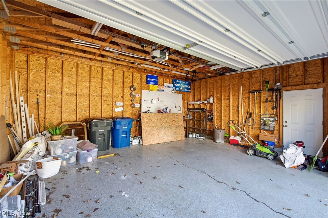 1348 Saint Charles Avenue Lakewood OH 44107
