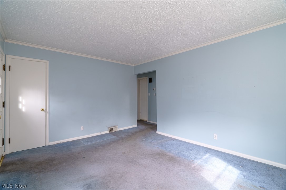 23 Wayne Avenue Akron OH 44301