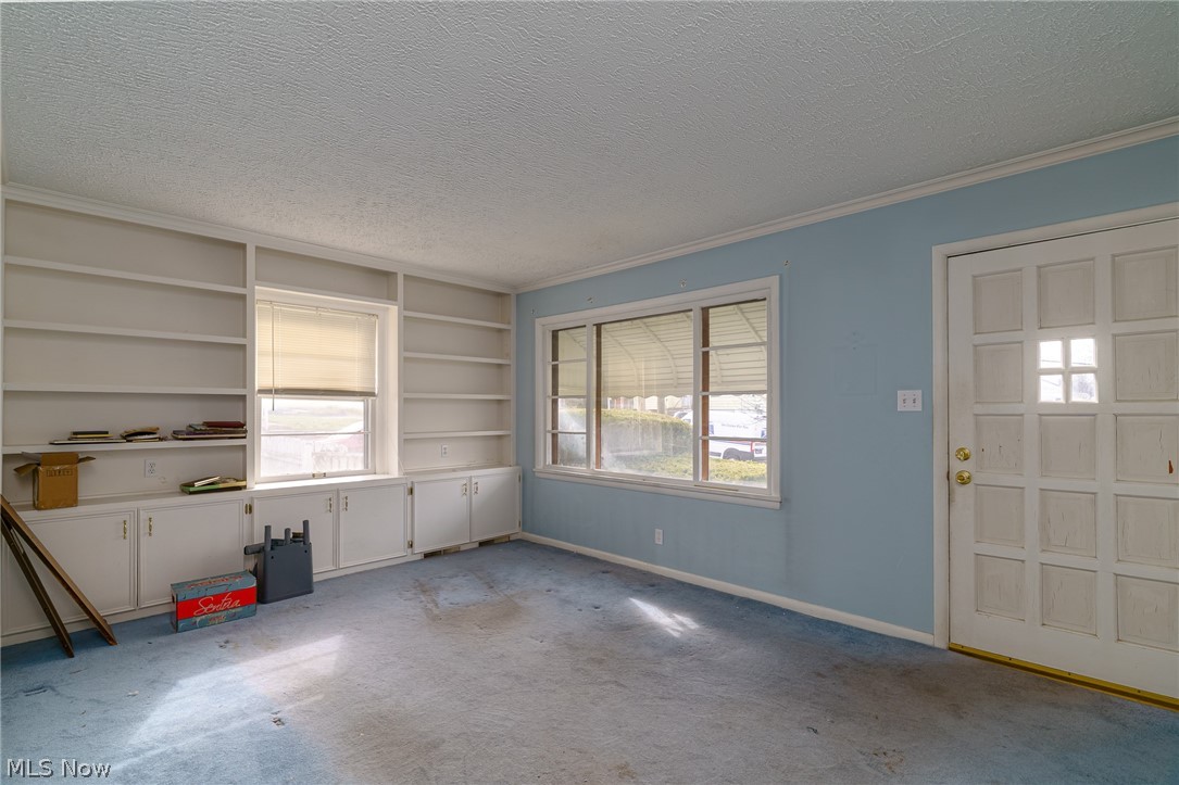 23 Wayne Avenue Akron OH 44301