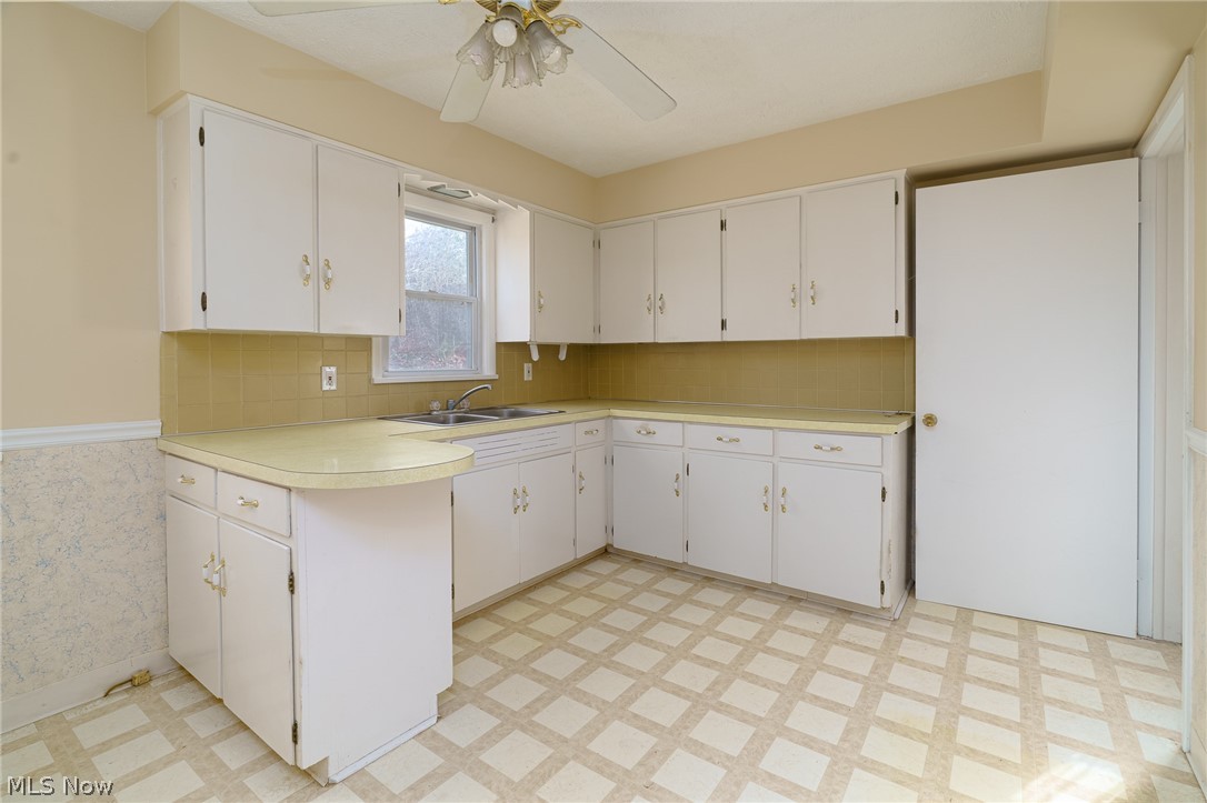 23 Wayne Avenue Akron OH 44301
