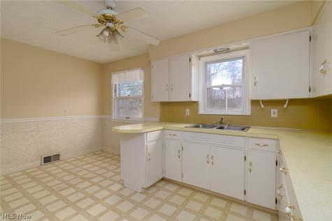 23 Wayne Avenue Akron OH 44301
