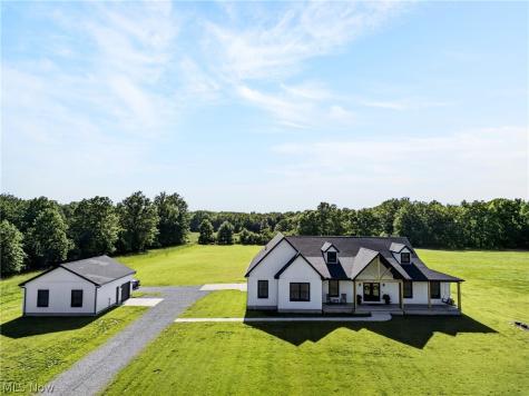 18844 Mennell Road Grafton OH 44044
