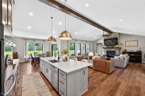 18844 Mennell Road Grafton OH 44044