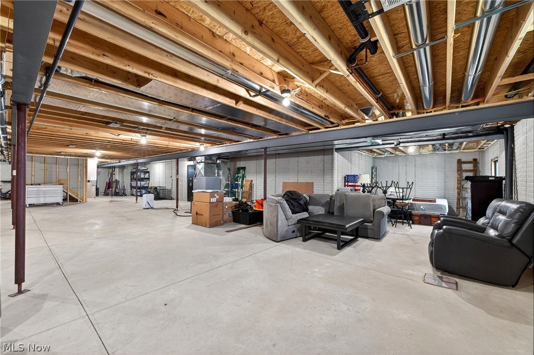 18844 Mennell Road Grafton OH 44044