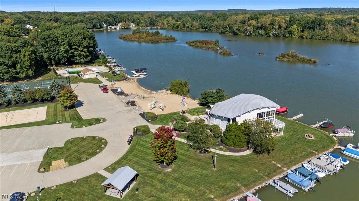 1205 Surfside Circle Aurora OH 44202