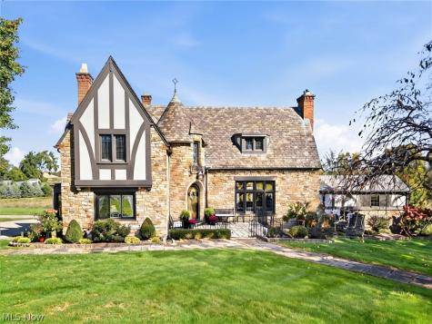 826 E Schaaf Road Brooklyn Heights OH 44131