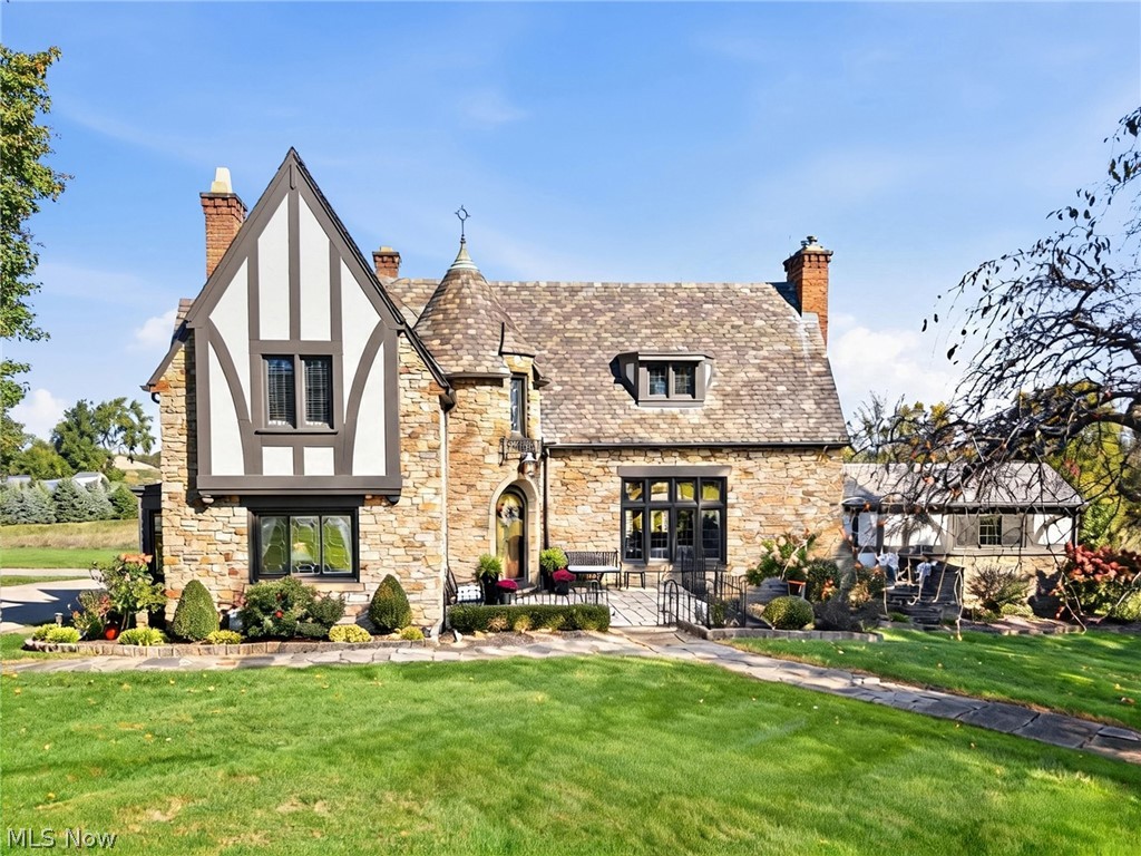 826 E Schaaf Road Brooklyn Heights OH 44131