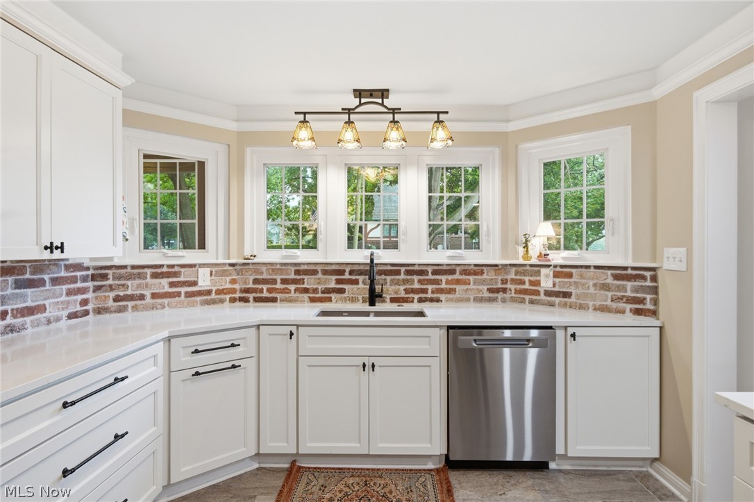 826 E Schaaf Road Brooklyn Heights OH 44131