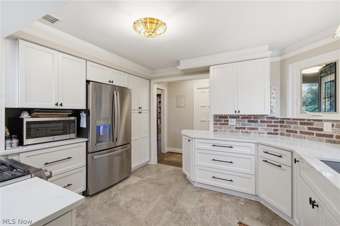 826 E Schaaf Road Brooklyn Heights OH 44131