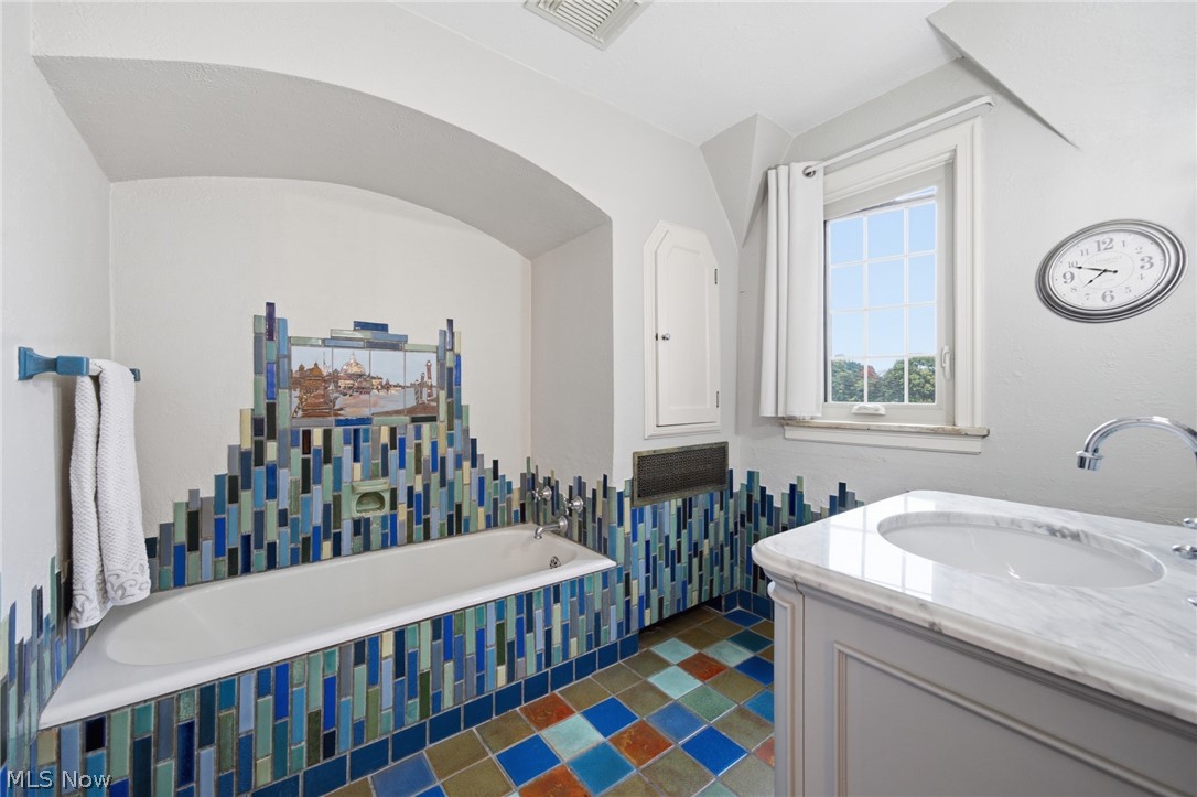 826 E Schaaf Road Brooklyn Heights OH 44131
