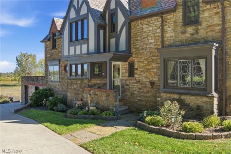 826 E Schaaf Road Brooklyn Heights OH 44131