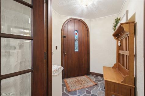 826 E Schaaf Road Brooklyn Heights OH 44131