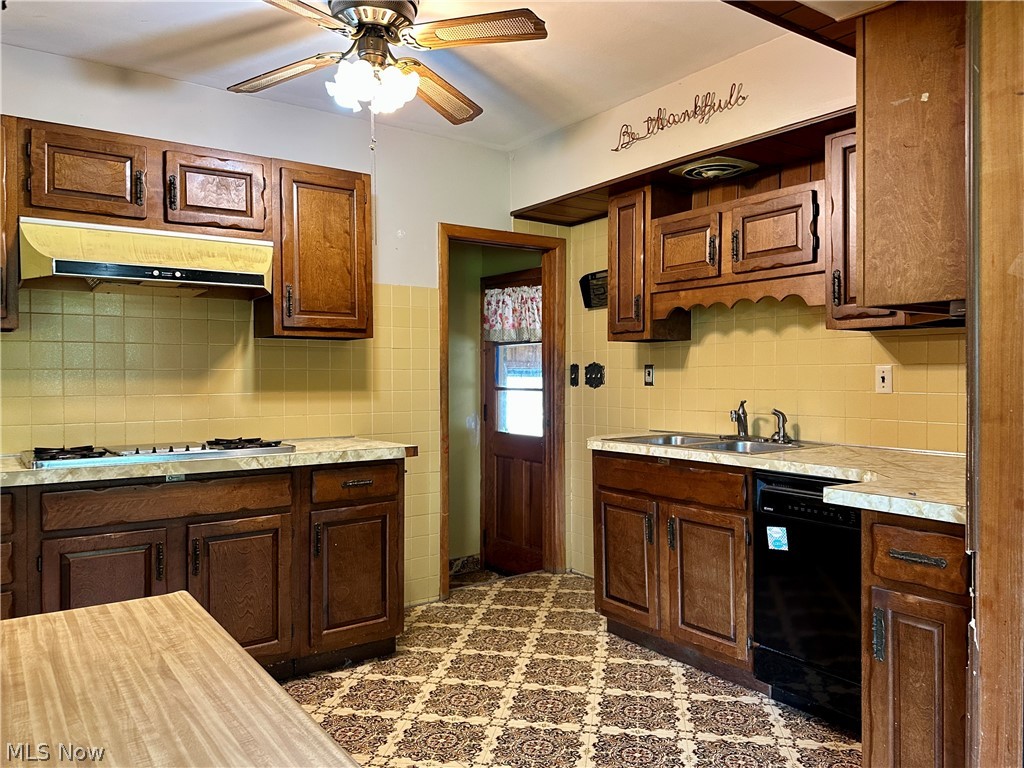 5004 Dunsmore Avenue Ashtabula OH 44004
