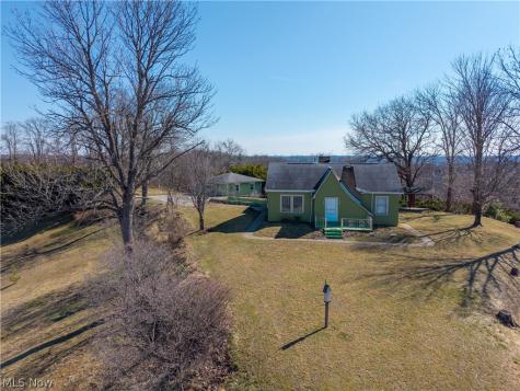 1216 Cisler Drive Marietta OH 45750