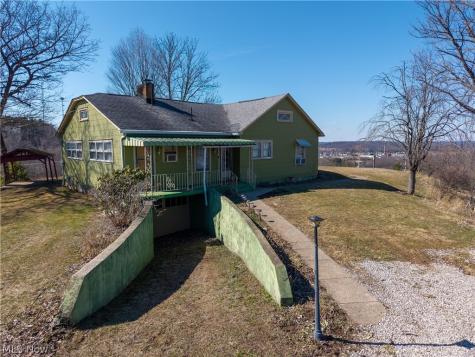 1216 Cisler Drive Marietta OH 45750