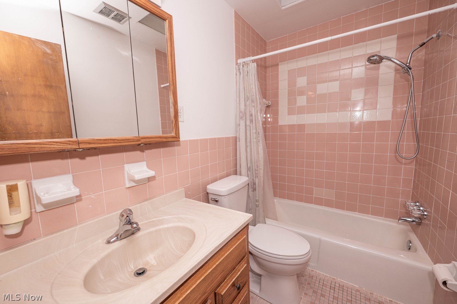 6562 Monterey Drive Mayfield Heights OH 44124