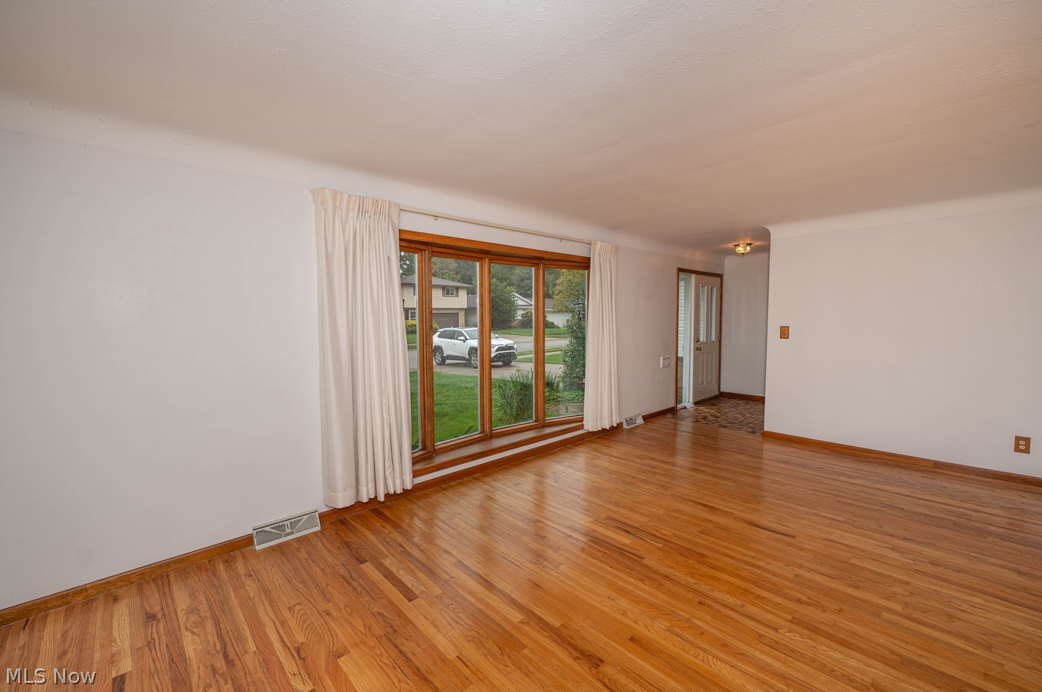6562 Monterey Drive Mayfield Heights OH 44124