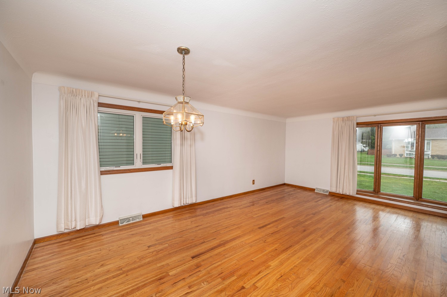 6562 Monterey Drive Mayfield Heights OH 44124