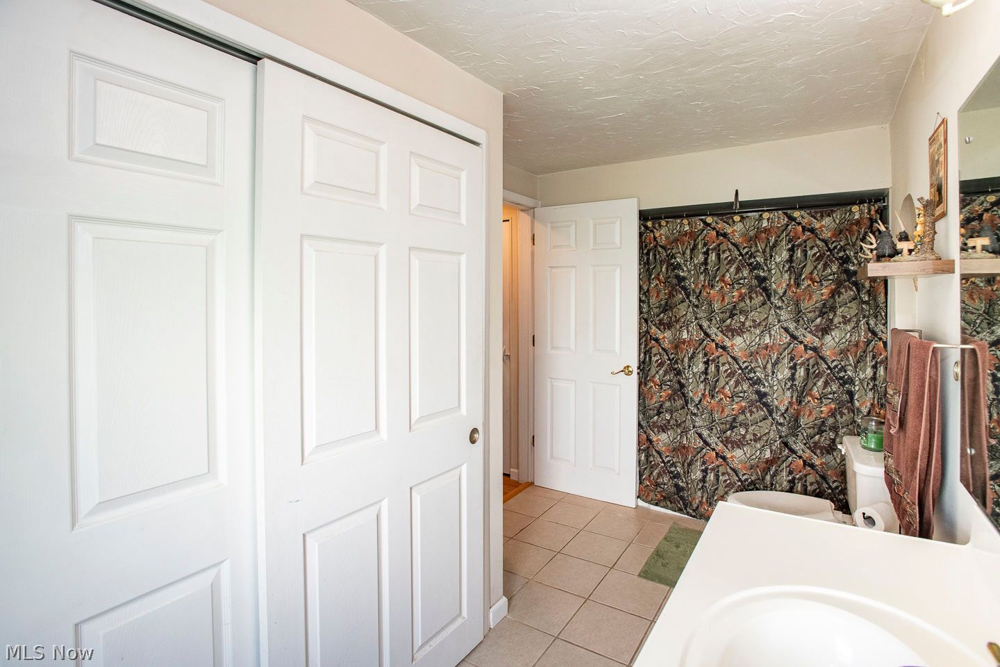 24195 Maple Ridge Road North Olmsted OH 44070