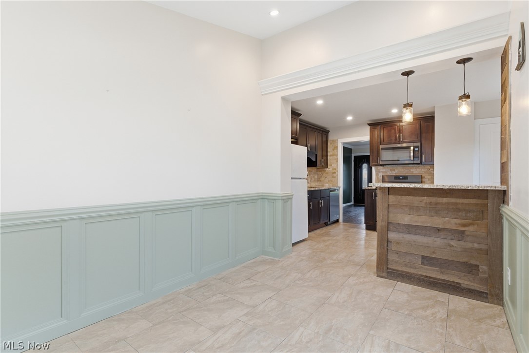 325 E 326th Street Willowick OH 44095