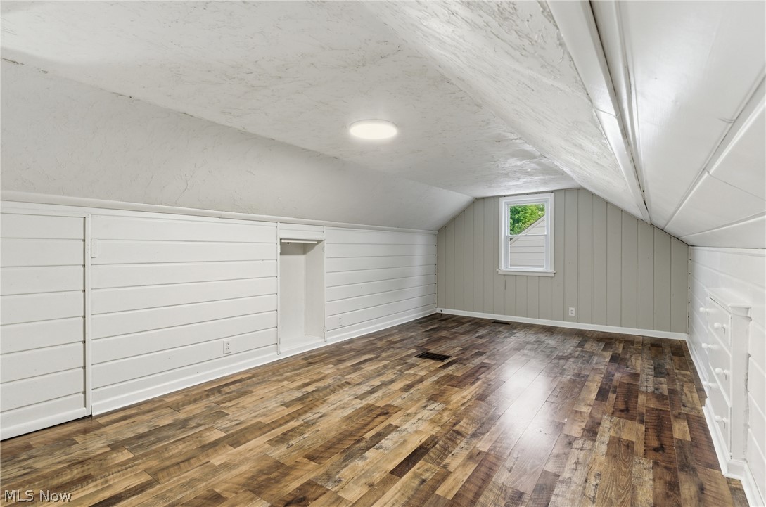 325 E 326th Street Willowick OH 44095