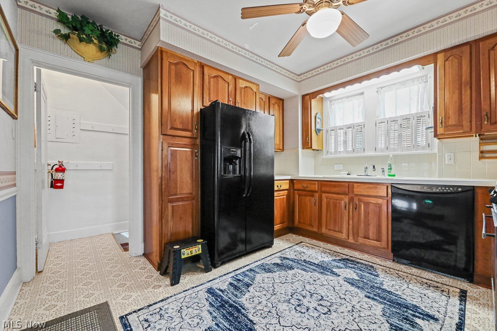 231 E Milton Street Alliance OH 44601