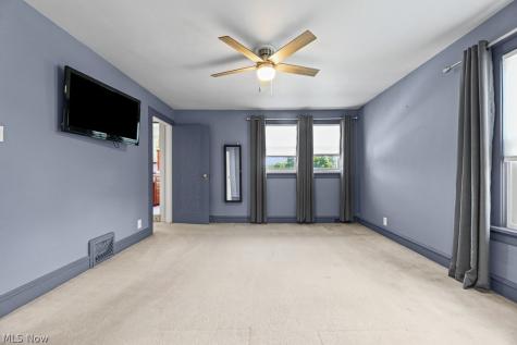 231 E Milton Street Alliance OH 44601