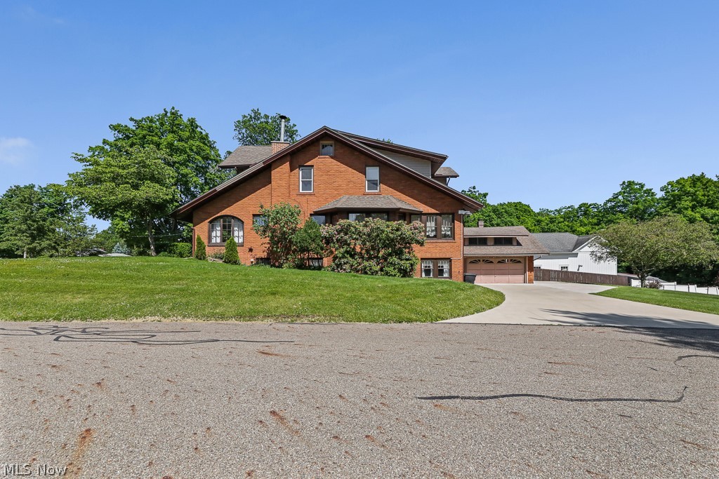 231 E Milton Street Alliance OH 44601