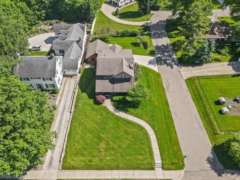 231 E Milton Street Alliance OH 44601