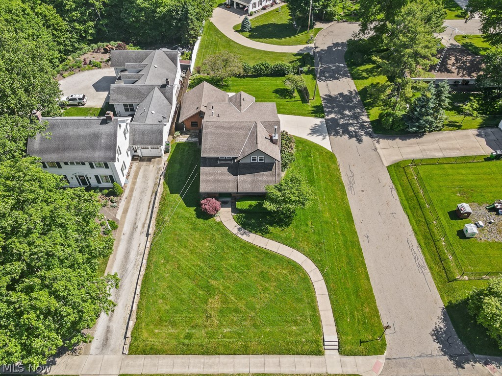 231 E Milton Street Alliance OH 44601
