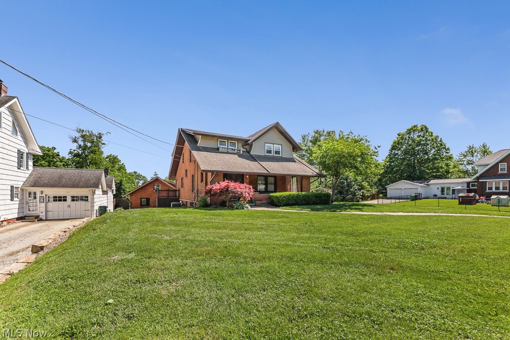 231 E Milton Street Alliance OH 44601
