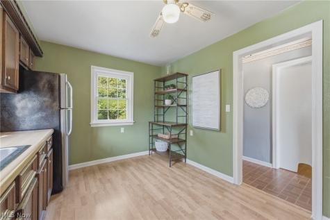 1031 3rd Street NE Massillon OH 44646