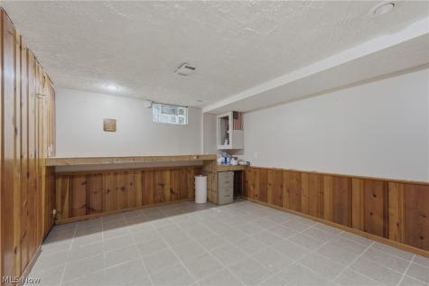 1031 3rd Street NE Massillon OH 44646