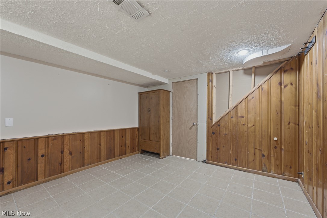 1031 3rd Street NE Massillon OH 44646