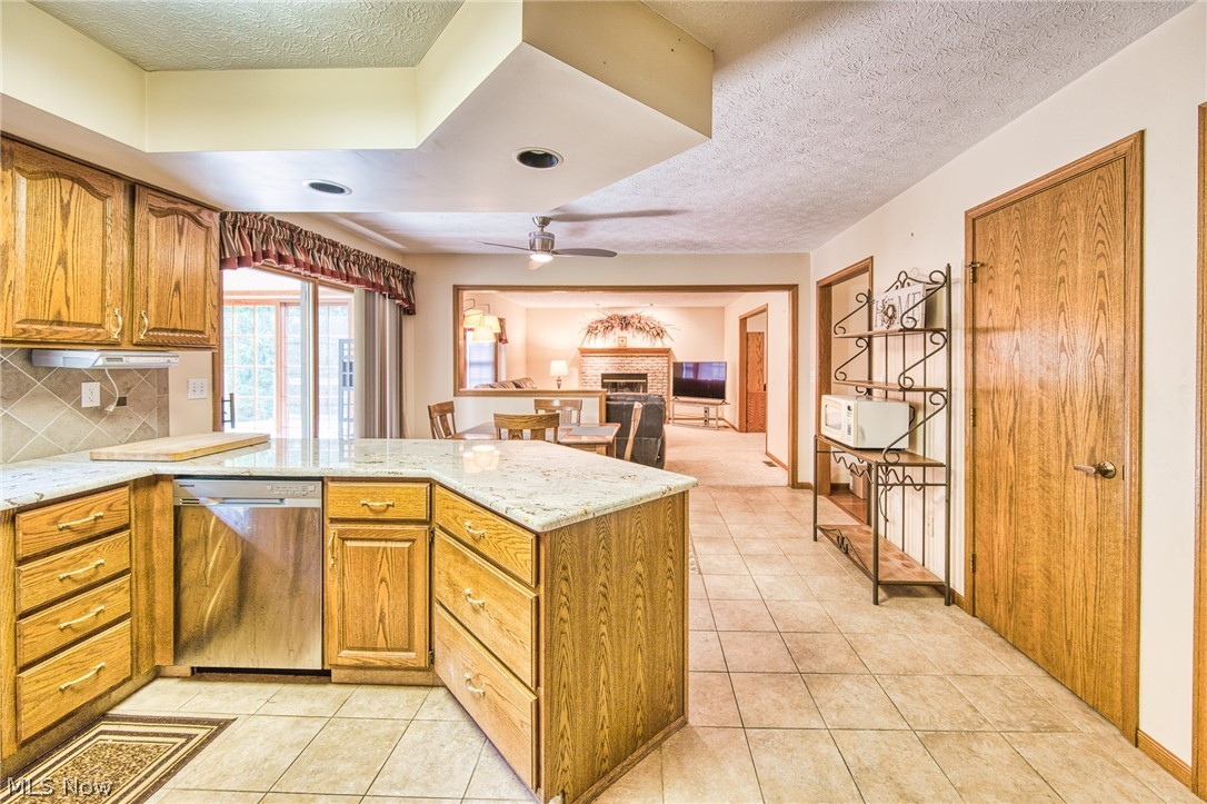 7215 Mildon Drive Leroy OH 44077
