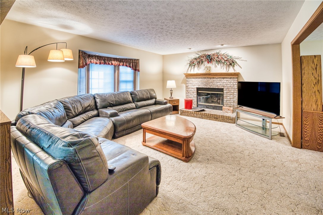 7215 Mildon Drive Leroy OH 44077