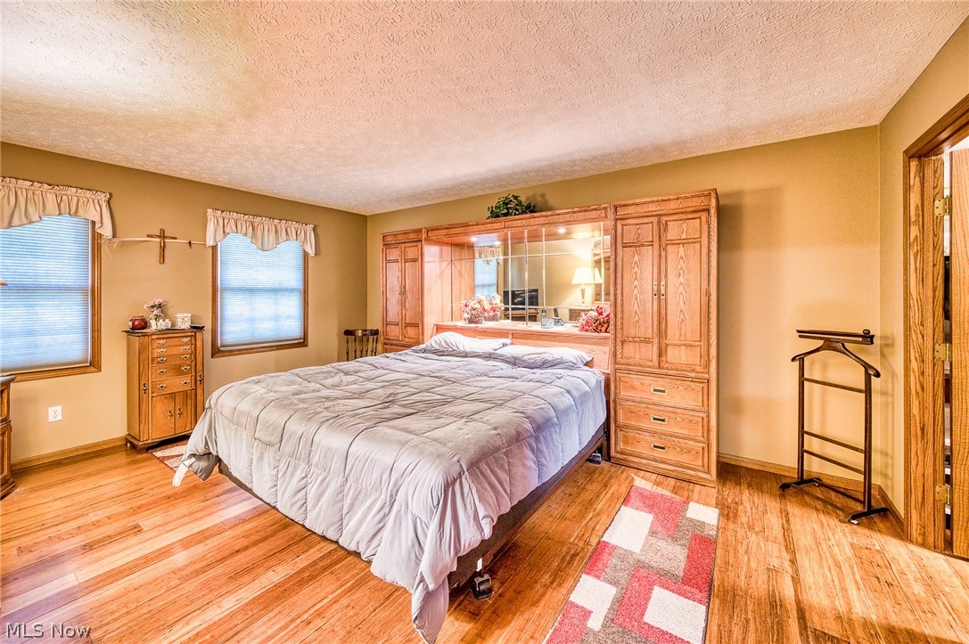 7215 Mildon Drive Leroy OH 44077