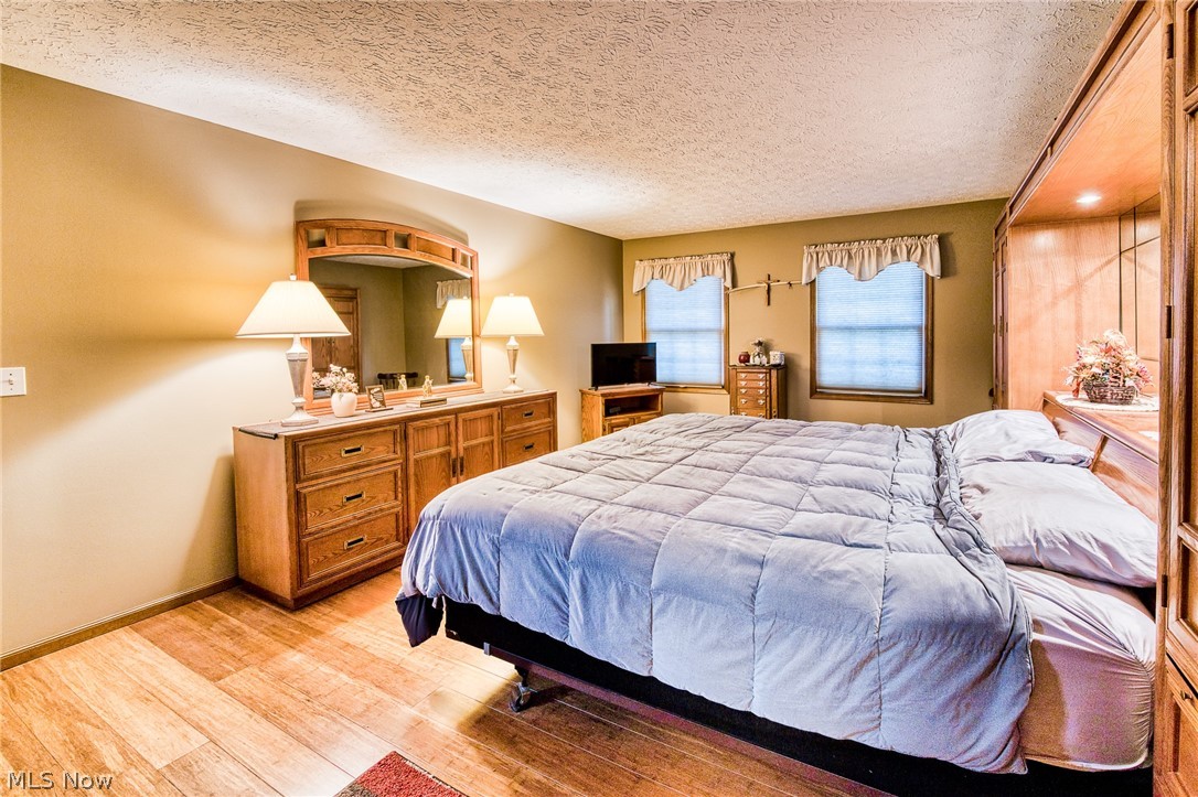 7215 Mildon Drive Leroy OH 44077