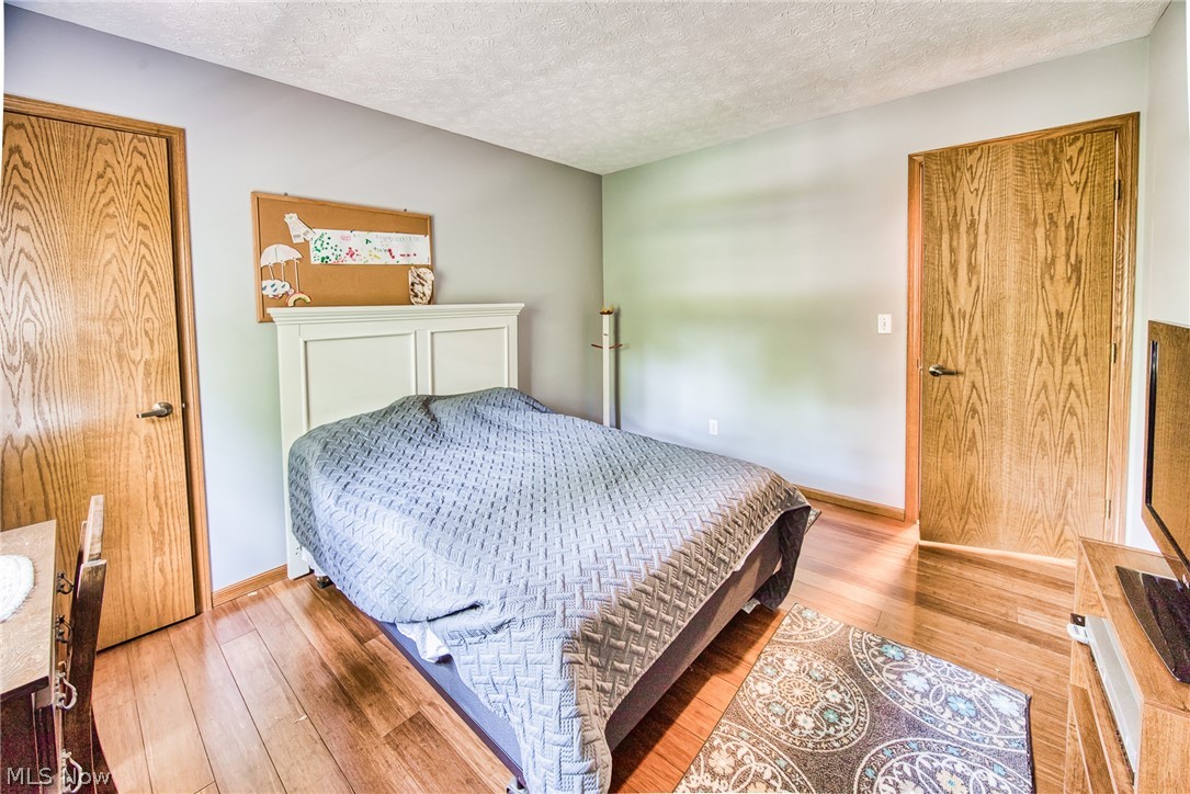 7215 Mildon Drive Leroy OH 44077