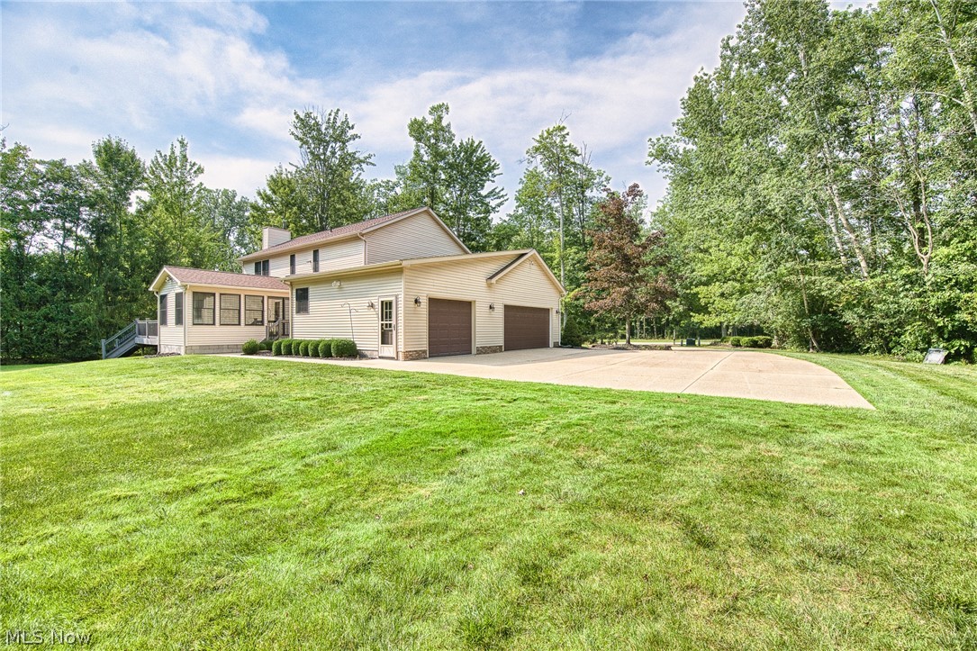 7215 Mildon Drive Leroy OH 44077