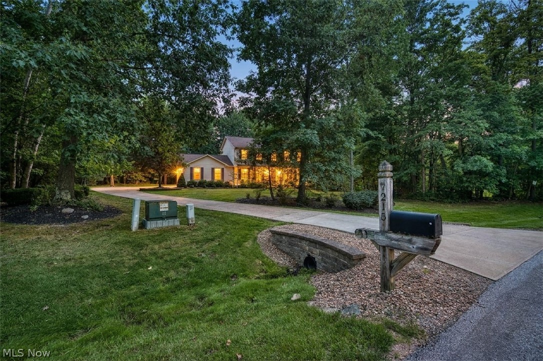 7215 Mildon Drive Leroy OH 44077